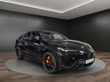 LAMBORGHINI Urus S CAM LEDER PANO B&O Sound 23
