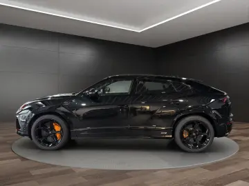 LAMBORGHINI Urus S CAM LEDER PANO B&O Sound 23