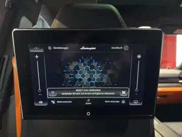 LAMBORGHINI Urus S CAM LEDER PANO B&O Sound 23