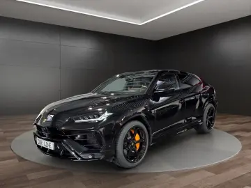 LAMBORGHINI Urus S CAM LEDER PANO B&O Sound 23