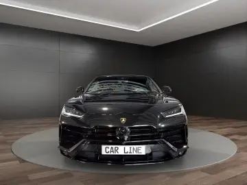 LAMBORGHINI Urus S CAM LEDER PANO B&O Sound 23