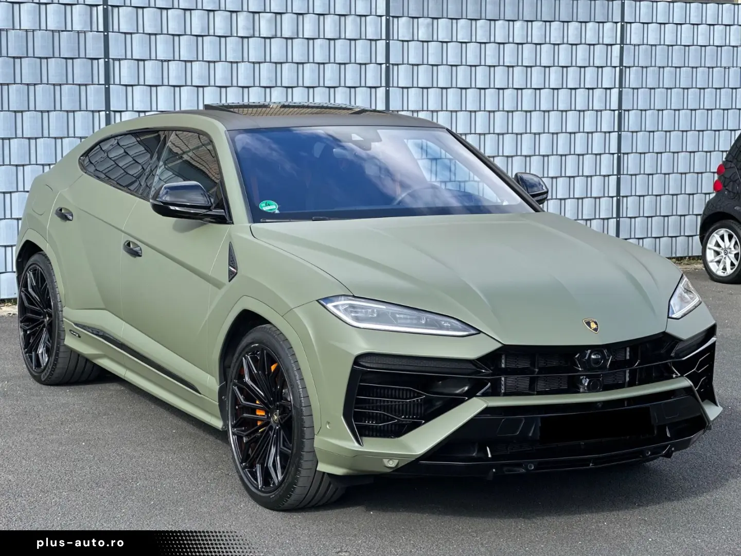 LAMBORGHINI Urus 4.0 V8  SE HYBRID STYLE-PACKAGE PANO 23-ZOL