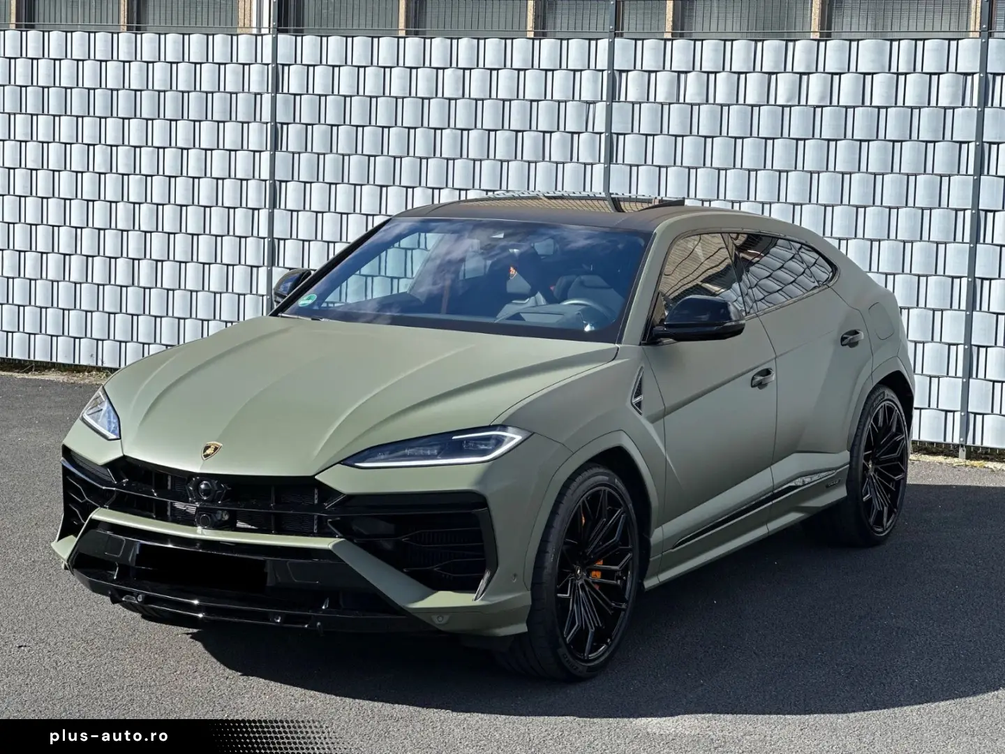 LAMBORGHINI Urus 4.0 V8  SE HYBRID STYLE-PACKAGE PANO 23-ZOL