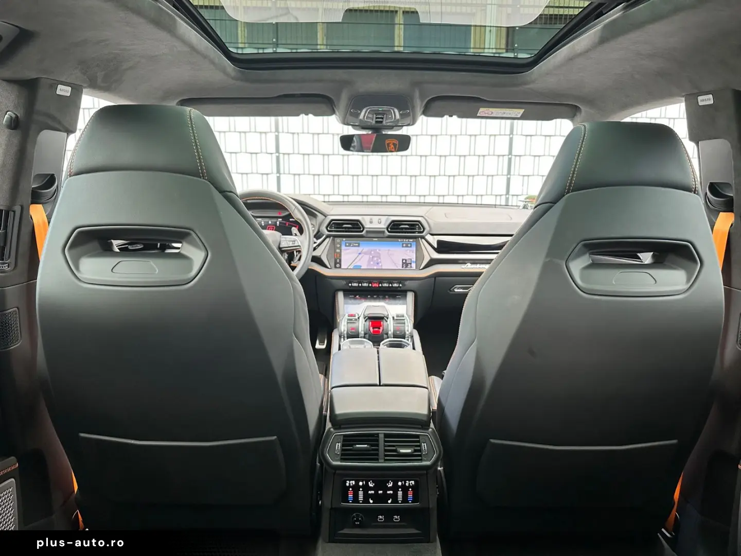 LAMBORGHINI Urus 4.0 V8  SE HYBRID STYLE-PACKAGE PANO 23-ZOL