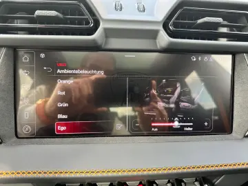 LAMBORGHINI Urus 4.0 V8  SE HYBRID STYLE-PACKAGE PANO 23-ZOL