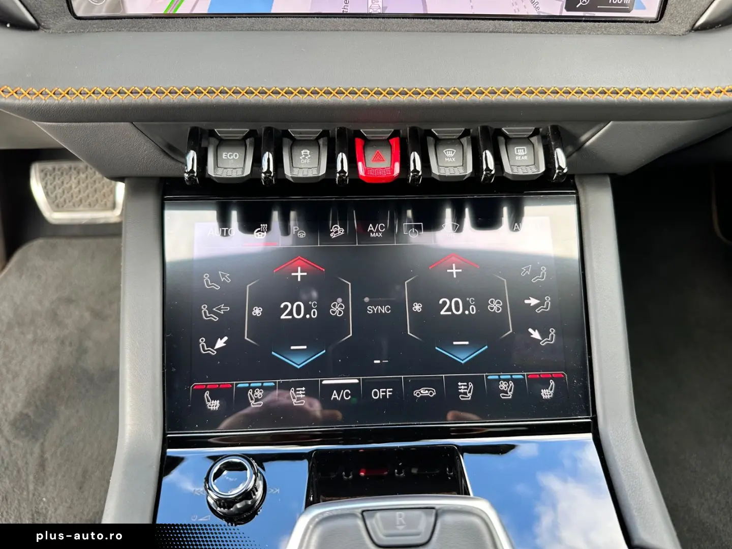 LAMBORGHINI Urus 4.0 V8  SE HYBRID STYLE-PACKAGE PANO 23-ZOL