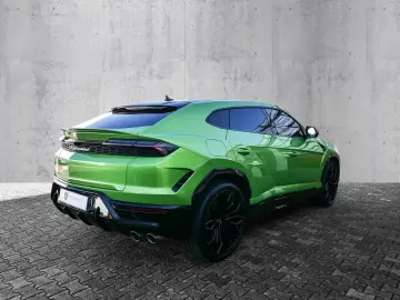 LAMBORGHINI Urus SE Verde Selvans  Big Interior Carbon Pack