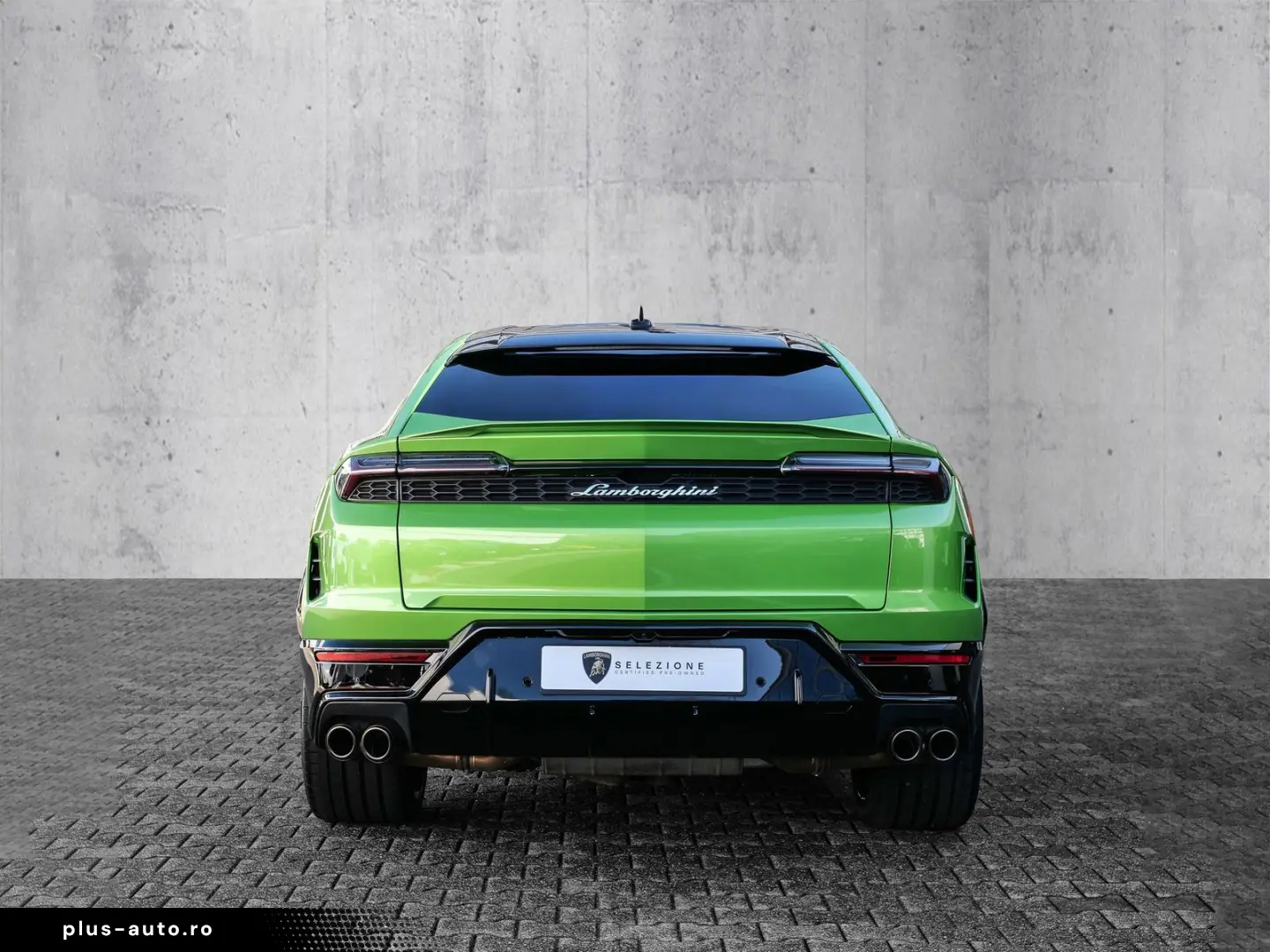 LAMBORGHINI Urus SE Verde Selvans  Big Interior Carbon Pack
