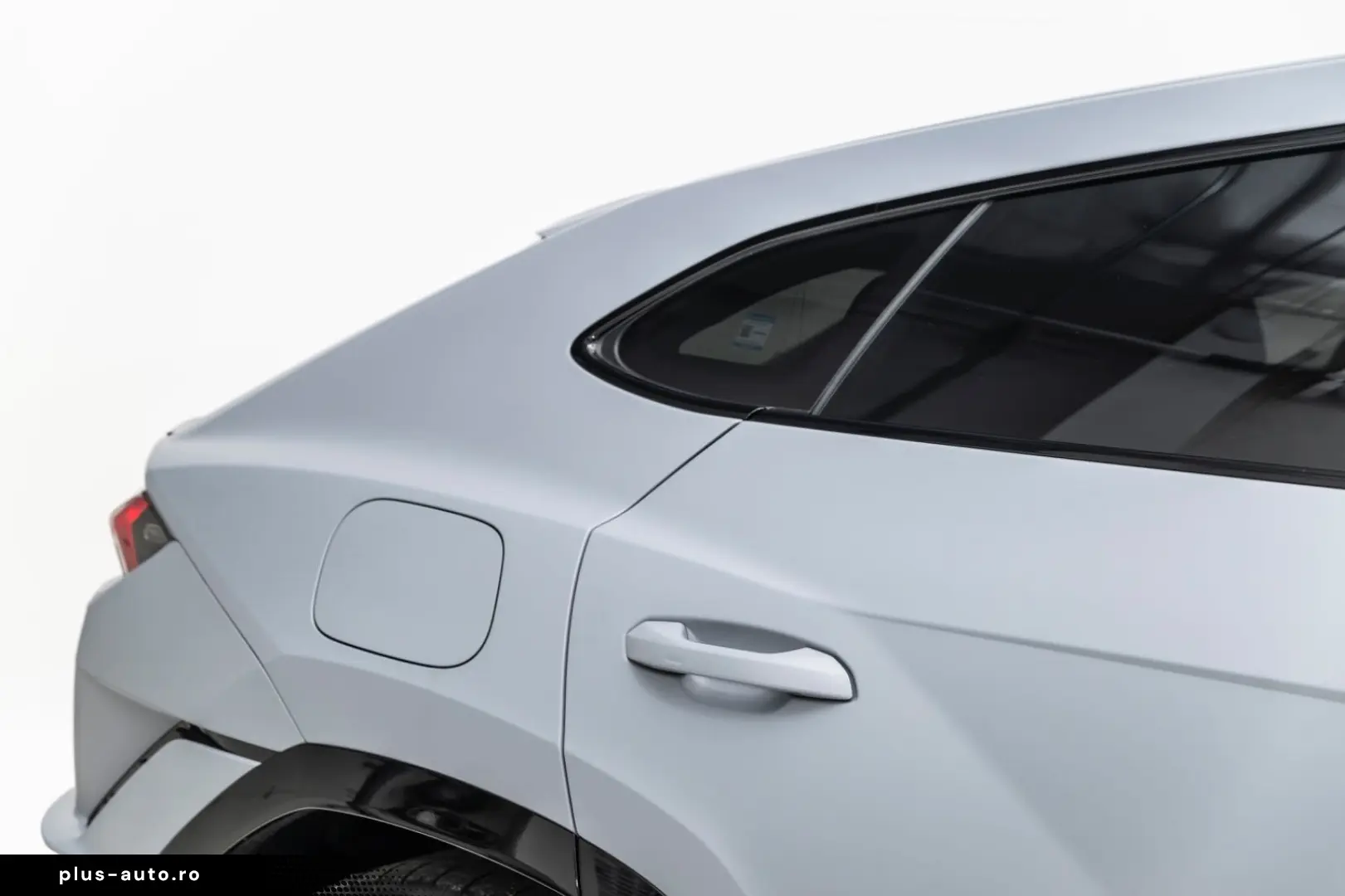 LAMBORGHINI Urus S Bang&Olufsen Panorama Qcittura