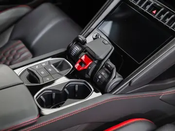 LAMBORGHINI Urus S Bang&Olufsen Panorama Qcittura