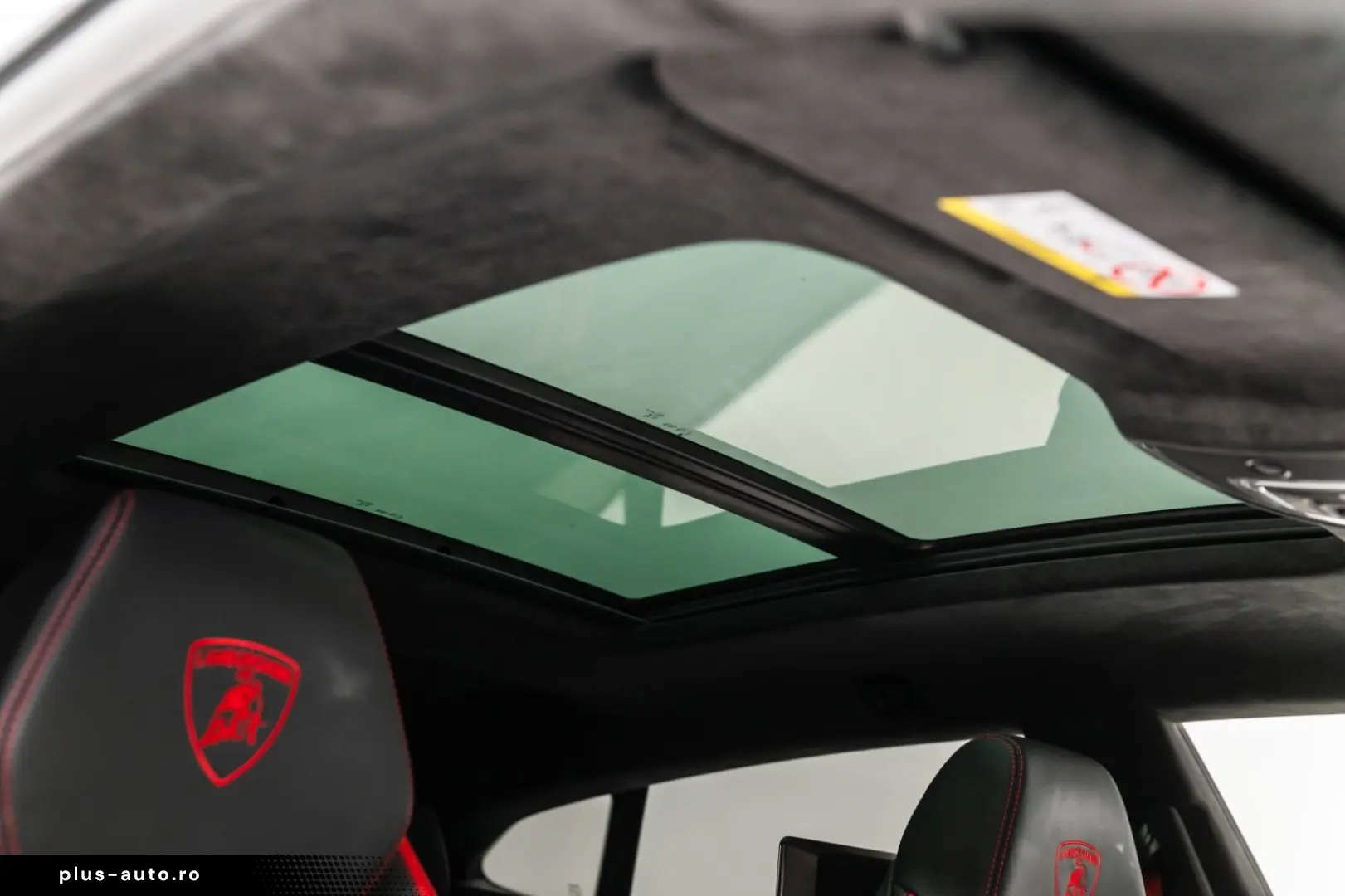 LAMBORGHINI Urus S Bang&Olufsen Panorama Qcittura