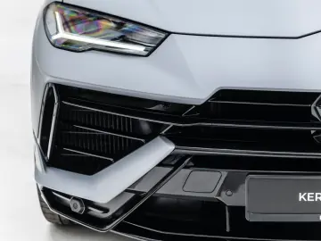 LAMBORGHINI Urus S Bang&Olufsen Panorama Qcittura