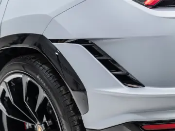 LAMBORGHINI Urus S Bang&Olufsen Panorama Qcittura