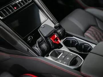 LAMBORGHINI Urus S Bang&Olufsen Panorama Qcittura