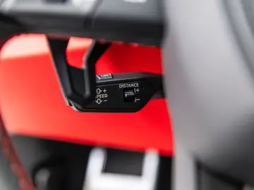 LAMBORGHINI Urus S Bang&Olufsen Panorama Qcittura