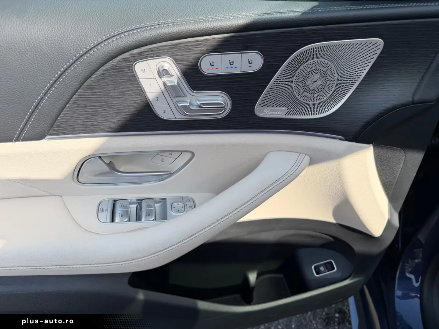 Mercedes-Benz GLS 450 d AMG Line Ultimate Rear TV