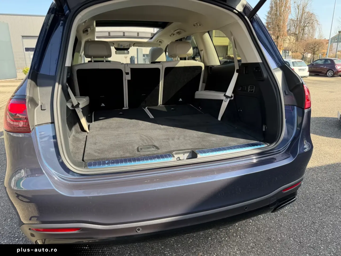 Mercedes-Benz GLS 450 d AMG Line Ultimate Rear TV
