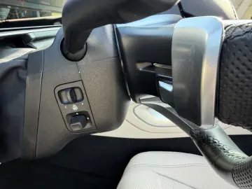 Mercedes-Benz GLS 450 d AMG Line Ultimate Rear TV