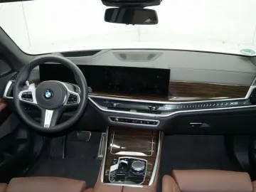 BMW X5 x40i M Sport Standh.Soft PanoD.SuView.H K.AHK