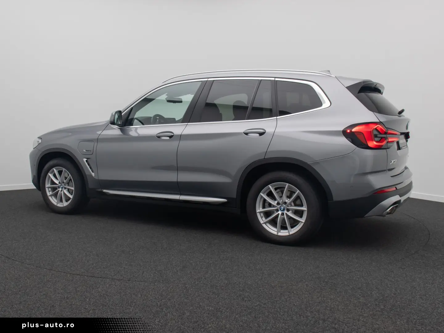 BMW X3 xD30e Alarm DAB HiFi Kamera Sportsitz Panoram