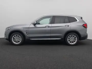 BMW X3 xD30e Alarm DAB HiFi Kamera Sportsitz Panoram