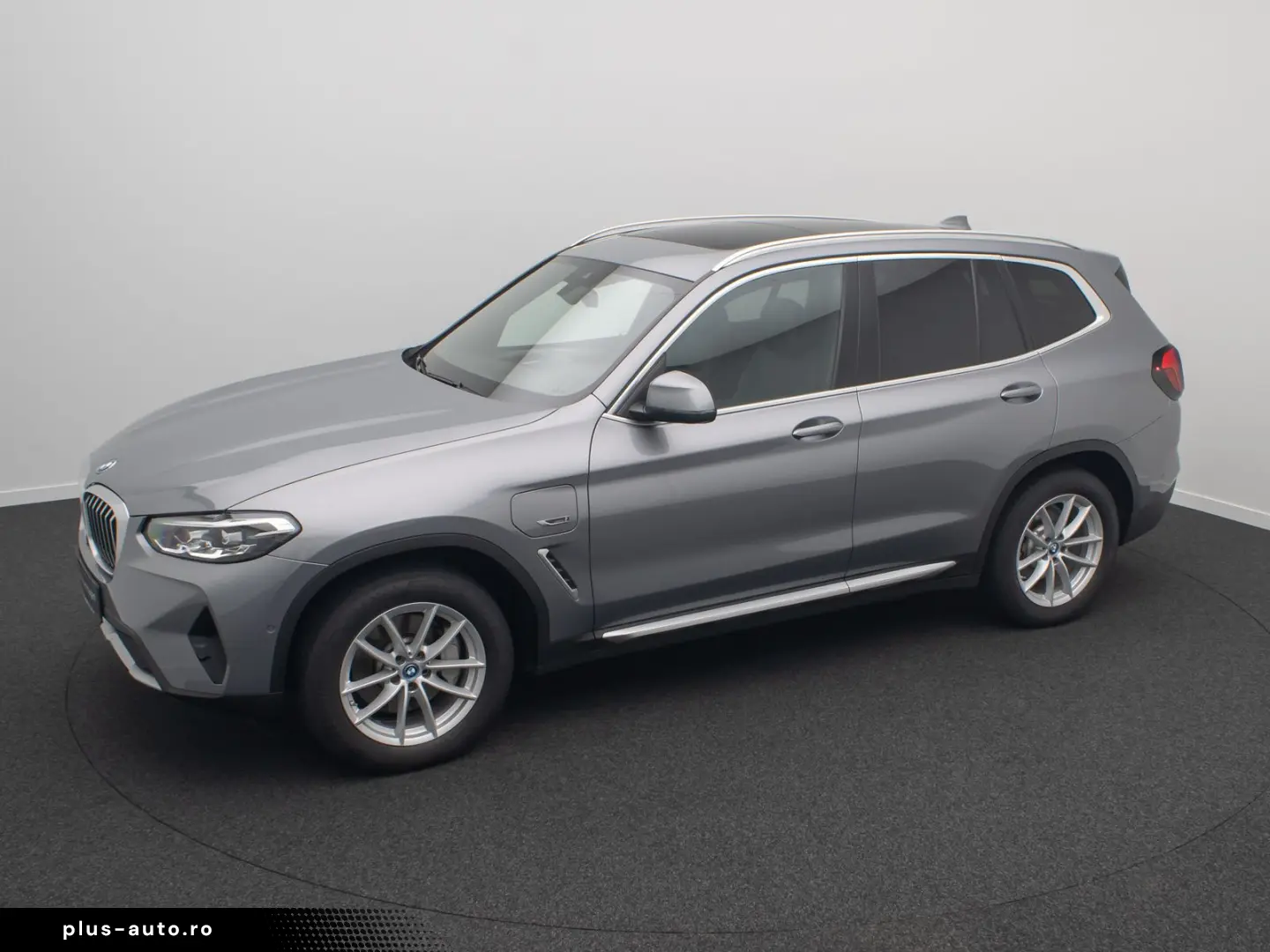 BMW X3 xD30e Alarm DAB HiFi Kamera Sportsitz Panoram