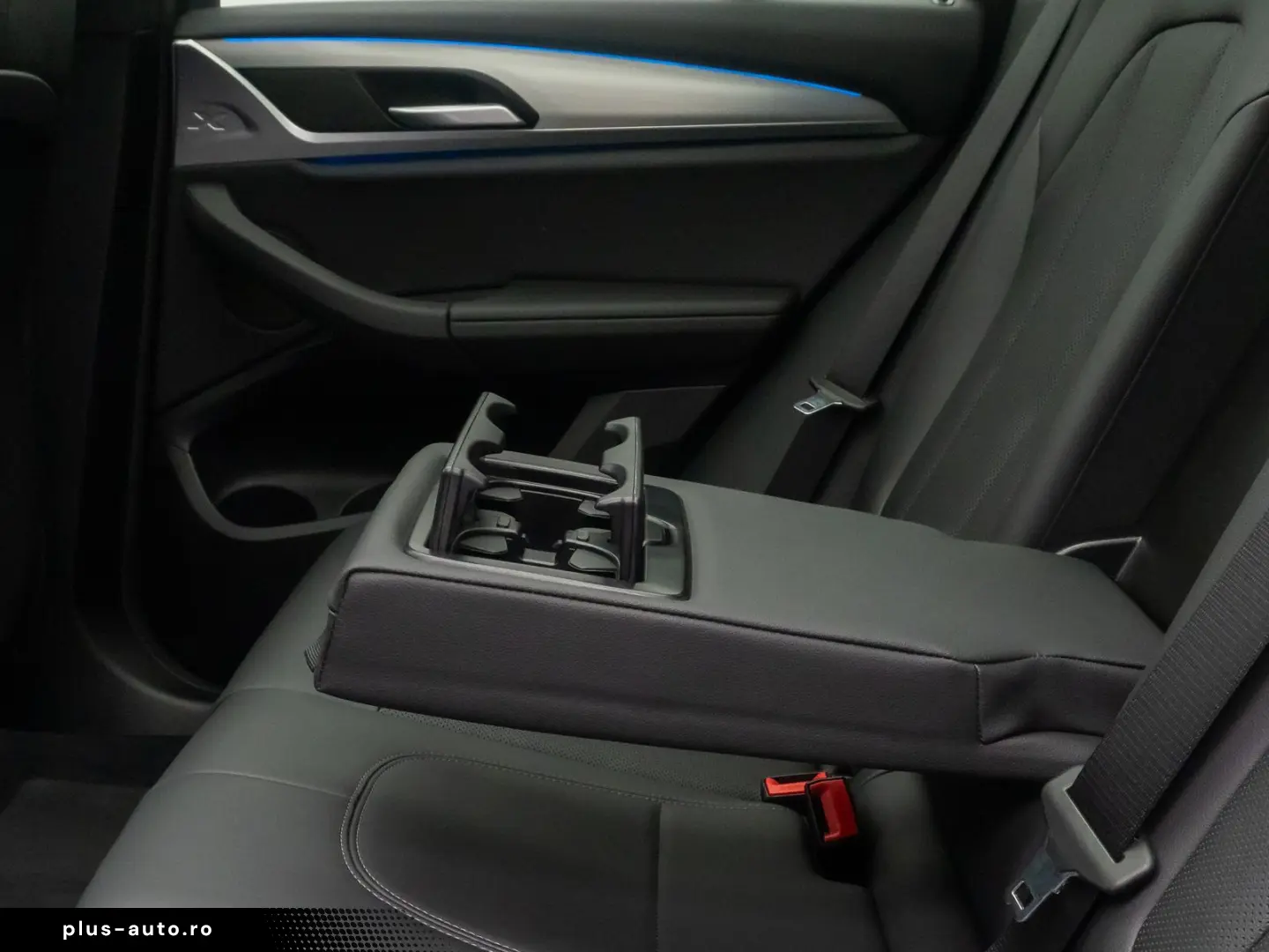 BMW X3 xD30e Alarm DAB HiFi Kamera Sportsitz Panoram