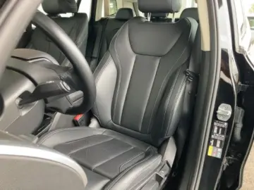 BMW X3 xDrive 30e Kamera Navi Plus LED Sportsitze St