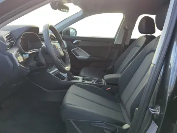 AUDI Q3 S-Line 35 TFSI S-Tronic ACC TOTW KAMERA