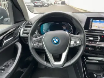 BMW X3 xDrive 30e Navi Digitales Cockpit El. Heckkla