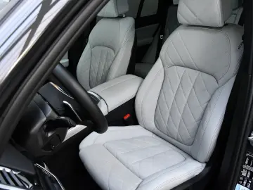 BMW X5 xDrive40d M Sport 21Zoll AHK Sitzlüft ACC 360