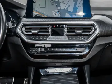 BMW X3 xDrive30e M Sport LC  Pano LED HiFi RFK DAB