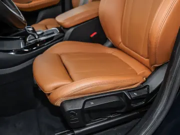 BMW X3 xDrive30e M Sport LC  Pano LED HiFi RFK DAB