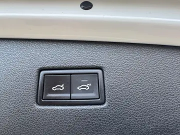 Volkswagen Tiguan 2 0 TDI BMT 4Motion DSG  Sound  2017