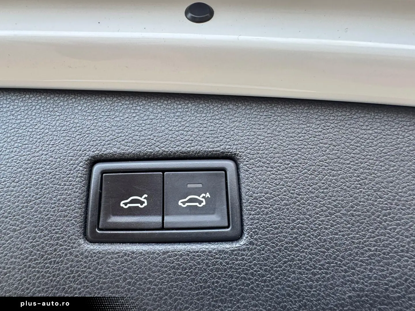 Volkswagen Tiguan 2 0 TDI BMT 4Motion DSG  Sound  2017