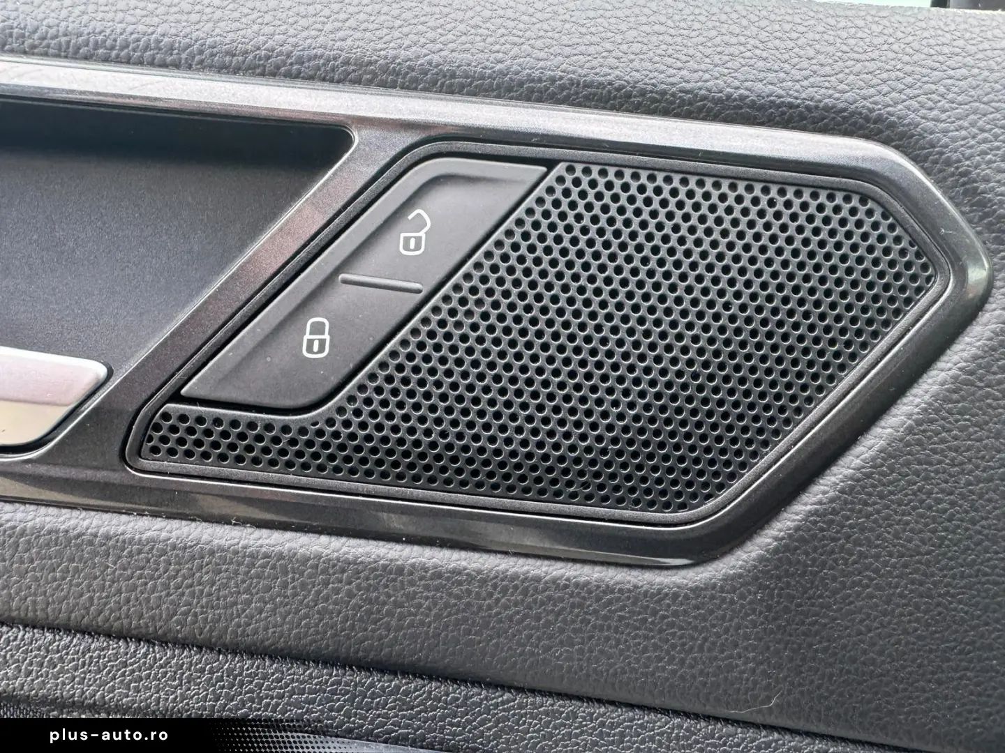 Volkswagen Tiguan 2 0 TDI BMT 4Motion DSG  Sound  2017