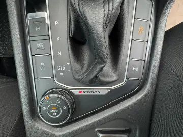 Volkswagen Tiguan 2 0 TDI BMT 4Motion DSG  Sound  2017