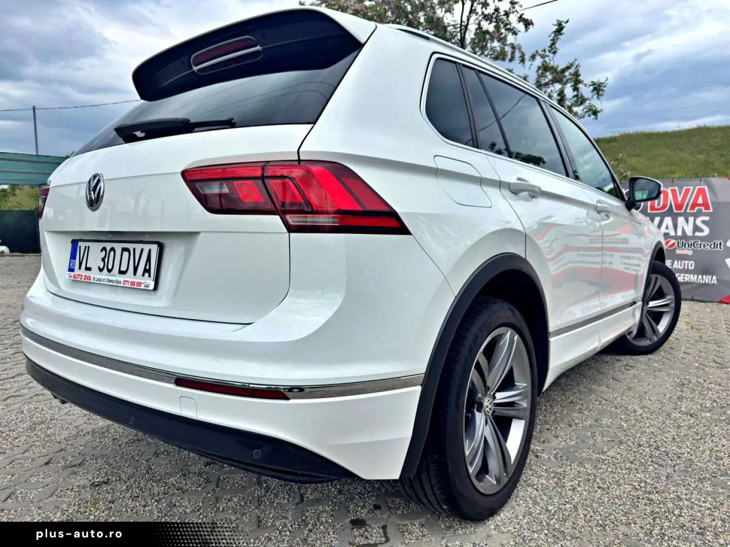 Volkswagen Tiguan 2 0 TDI BMT 4Motion DSG  Sound  2017