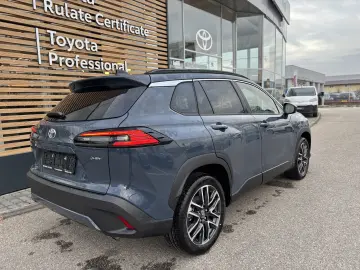 TOYOTA COROLLA CROSS DYNAMIC 2.0 HEV FWD