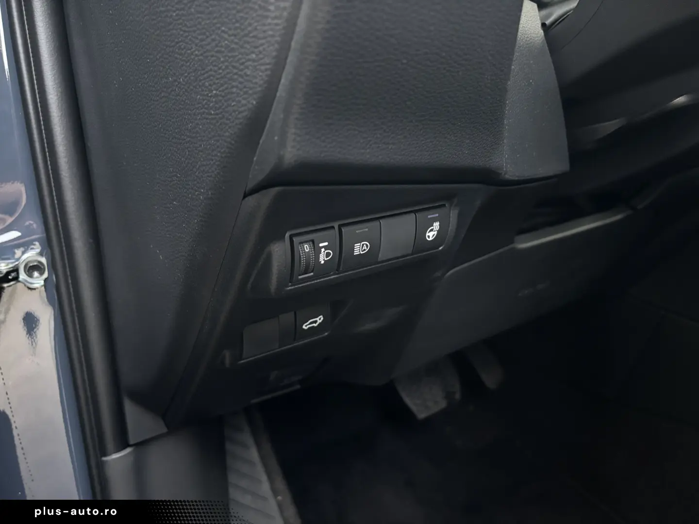 TOYOTA COROLLA CROSS DYNAMIC 2.0 HEV FWD