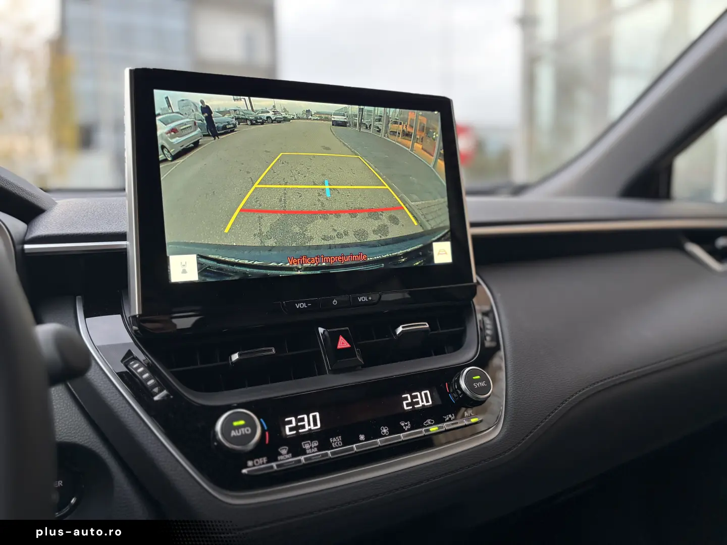 TOYOTA COROLLA CROSS DYNAMIC 2.0 HEV FWD