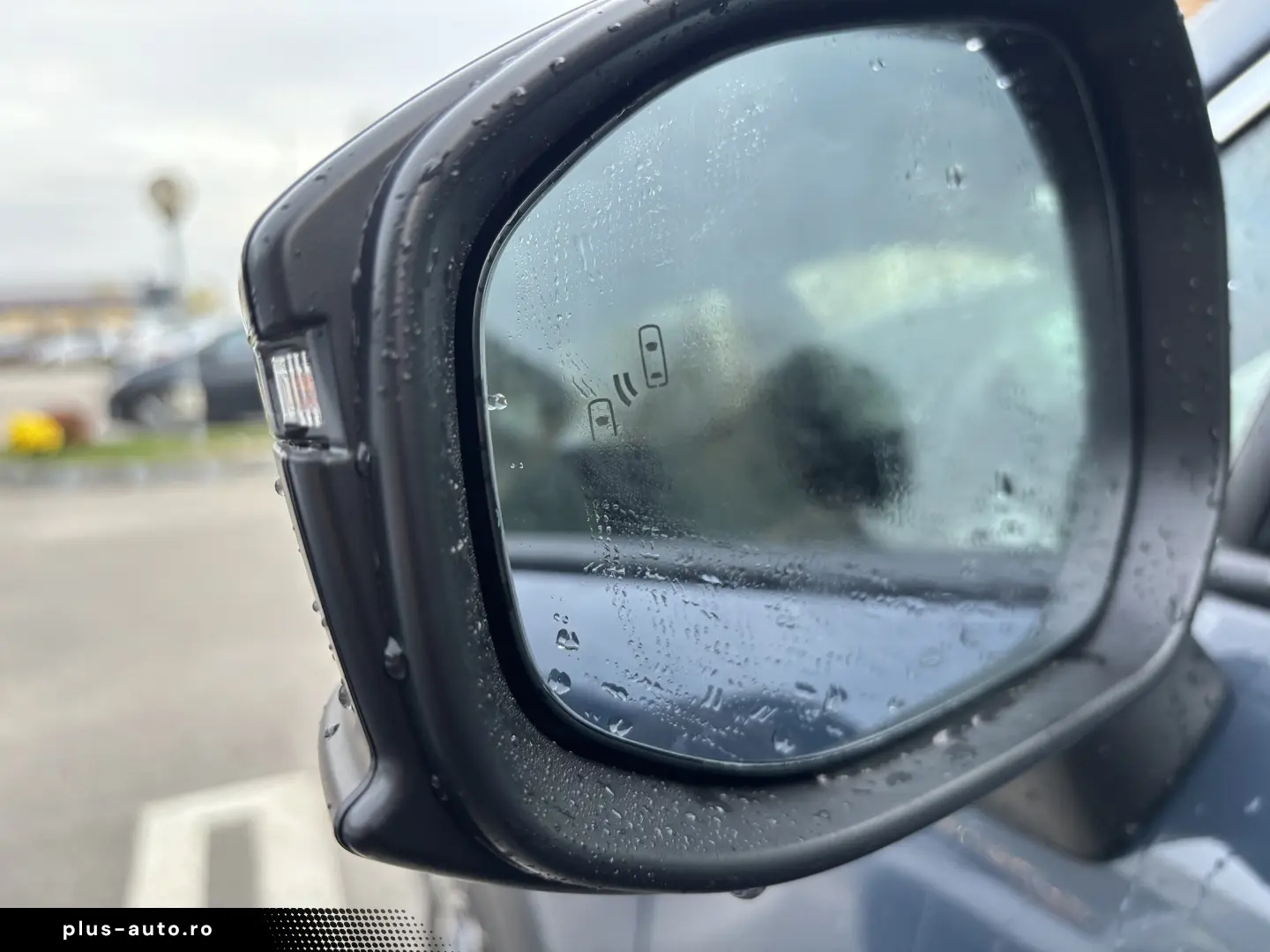 TOYOTA COROLLA CROSS DYNAMIC 2.0 HEV FWD