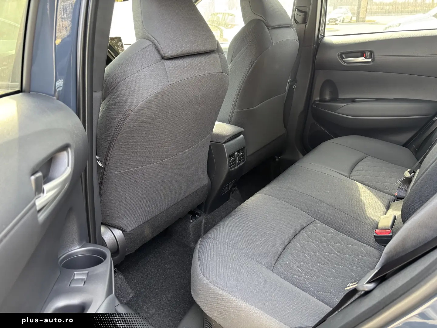 TOYOTA COROLLA CROSS DYNAMIC 2.0 HEV FWD