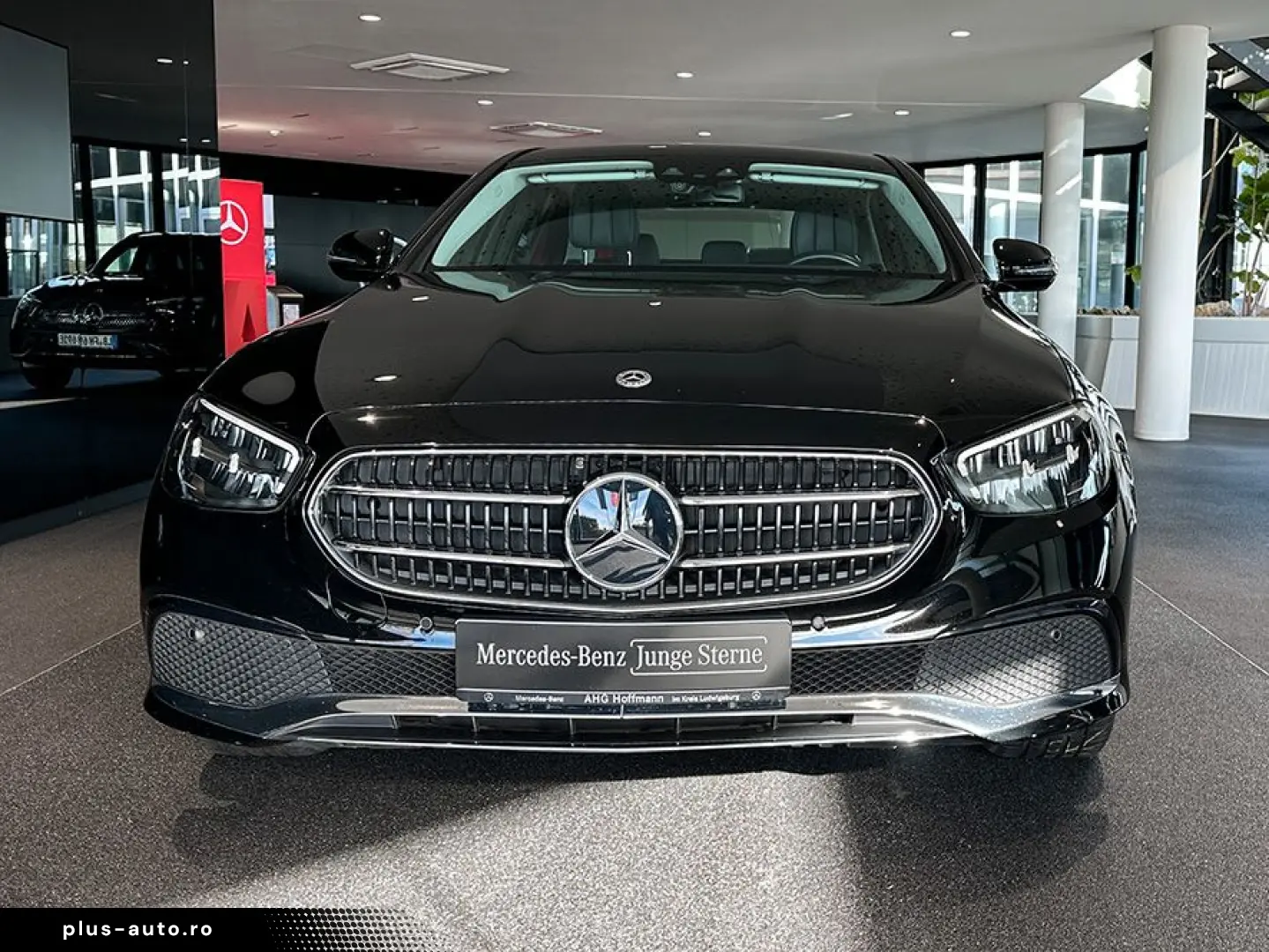 MERCEDES-BENZ E 300 de 4M