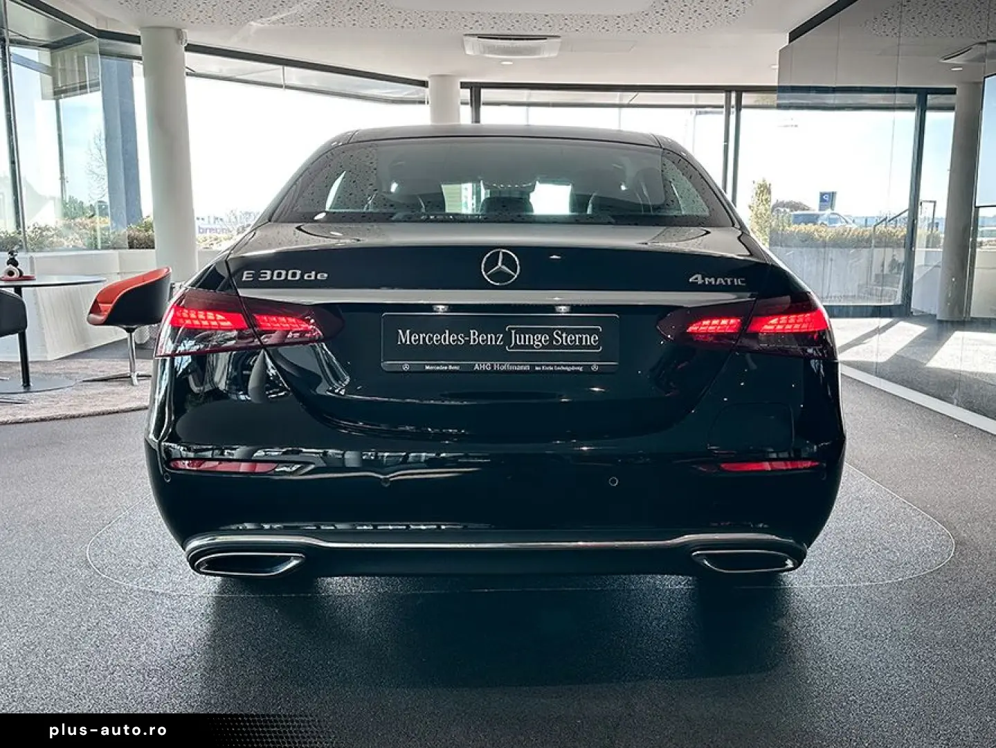 MERCEDES-BENZ E 300 de 4M