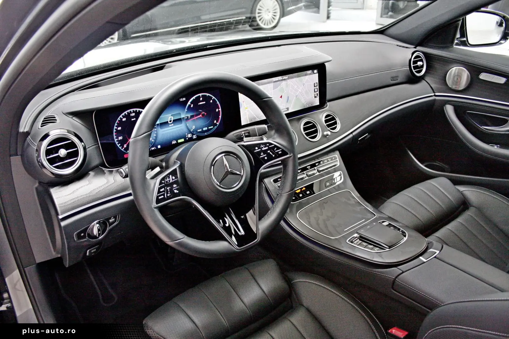 MERCEDES-BENZ E 300 d 4M