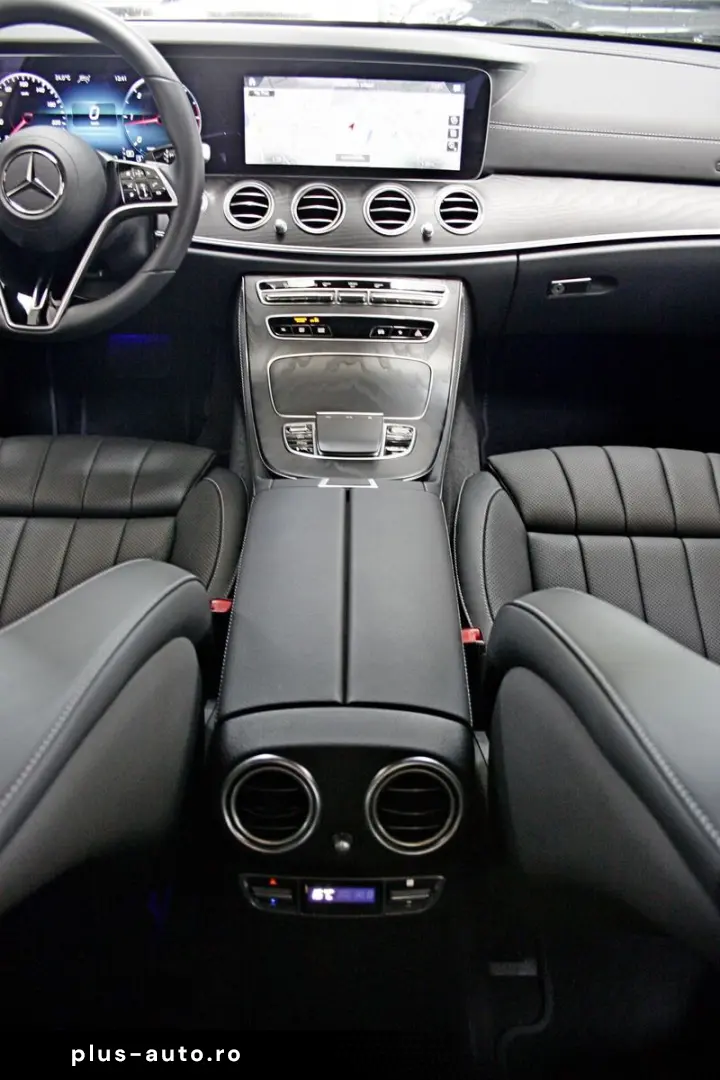 MERCEDES-BENZ E 300 d 4M