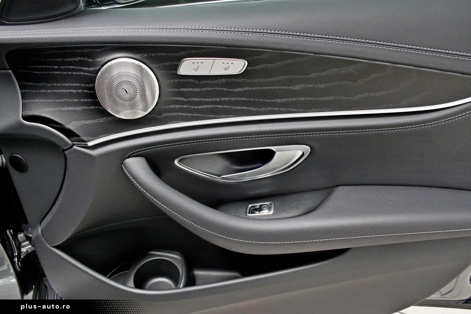 MERCEDES-BENZ E 300 d 4M