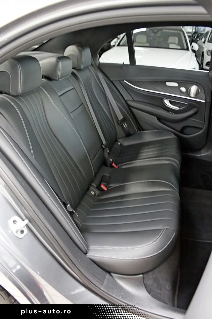 MERCEDES-BENZ E 300 d 4M