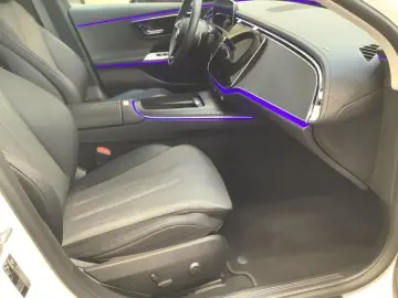 MERCEDES-BENZ E 200 4M Avantgarde